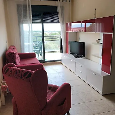 With Pool Next To The Golf Course *